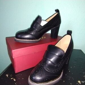YDN Black Heeled Loafers For Women